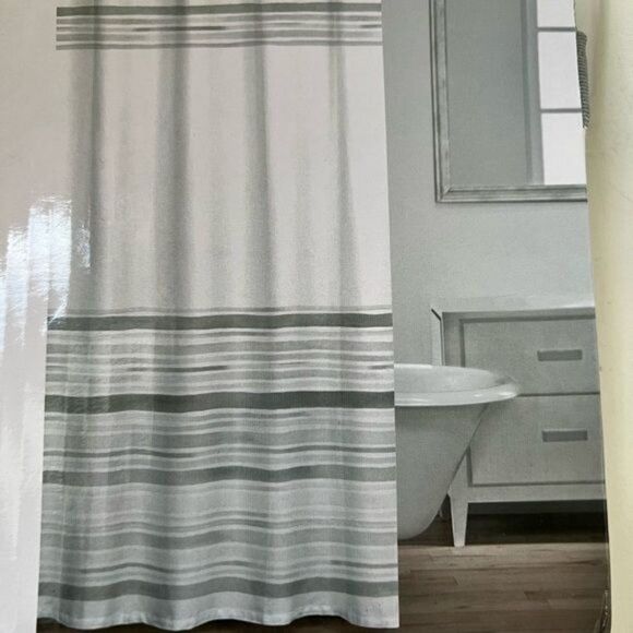 Caro Home Shower Curtain Breck Print - Picture 1 of 4
